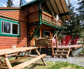 Full Amenities, Privacy, great location!