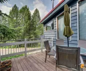 Timberline Treehouse Chalet w/new large hot tub