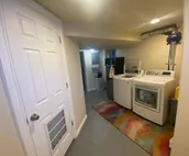 Cozy Master Bdrm  & Private Bath ♡ Downtown RS