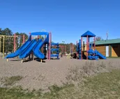 Cozy 3BR/2BA lakefront cabin on UTV/ATV trail