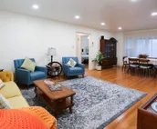 Cheerful home with indoor Fireplace & King beds