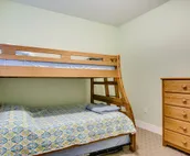 New Luxury Beach Homes -Best Location-Spacious!