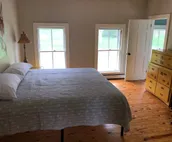 Restored Luxury Victorian Near Newport