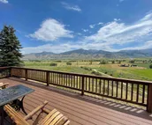 Stone Ridge Cabin! Wyomings Mountain Retreat.