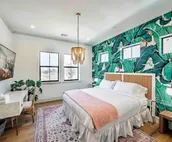 Bohème • Designer Luxury House for 12 • Montrose