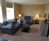 Stunning and Convenient Located 1B/1B Apartment