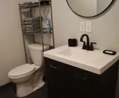 ★Cozy downtown loft,PLUS fridge,
washer and dryer★