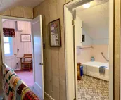 Cozy Room In “Quirky” Home