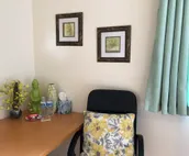 Spacious Private Double Beds Bright Near Airport
