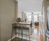 5-Star Charming Philly Townhouse in Museum Area