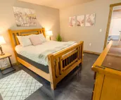 Matanuska Villa 2 @ GlacierSuites - Pet-Friendly!