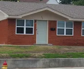 (502) Magnolia Place: Extended Stays available