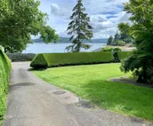 Once Upon A Time ~ Historic Waterfront View Lodge