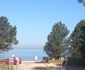 New Luxury Beach Homes -Best Location-Spacious!