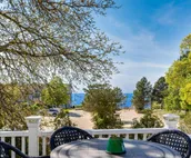 New Luxury Beach Homes -Best Location-Spacious!