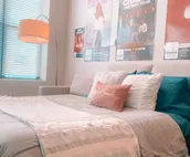 Stiefel Theatre Loft! Newly remodeled/sleeps four.