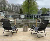 Modern home on Lake Freeman, with boat parking!