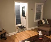 Centrally Located Cozy Cottage