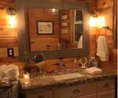 Cabin on the river, great views, swim access