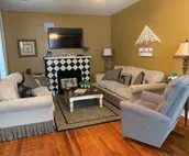 The Yellow Cottage with an Inviting Hot Tub