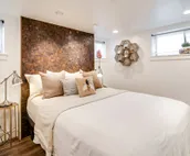 30+ night Private Apartments: $1600-3800/month