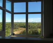 Stunning mountain view, modern, off the grid house