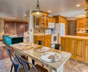 Lakeview Mid-Century Modern Eclectic Lakehouse