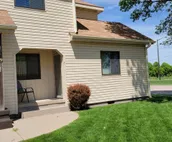 Windsor Square Comfort & Garage