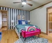 Charming, 4 Bed/3 Bath; 5 min walk to OU Stadium!