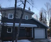 Birch Bend Upper Unit on beautiful wooded lot
