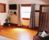 "The Frank" Historic Townhouse in McCook