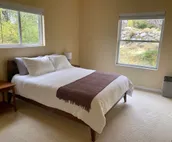 Modern home near world-class skiing (sleeps 16)