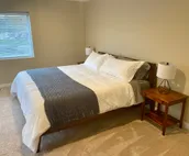 Modern home near world-class skiing (sleeps 16)