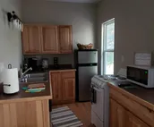 Adorable 1 Bedroom Guest House borders Pine Creek