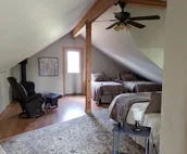 Adorable 1 Bedroom Guest House borders Pine Creek