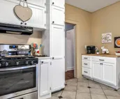 Yes, We Have A Hot Tub! Charming Norman Home