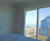 Island Living - Oceanview - Steps from the Beach
