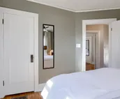 The Draper Inn. Updated Historic Home with a Vibe.