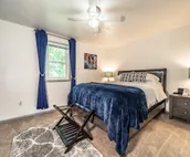 Smart Townhouse with 2 Bedrooms & Garage
