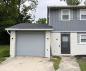 Smart Townhouse with 2 Bedrooms & Garage