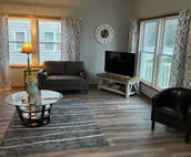 Relaxing Lakefront House-Perfect Family Vacation