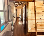 River’s edge cabin, on private 5 acre river front