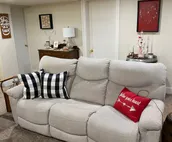 1 Bedroom, Den &Private Bathroom; LL Historic Home