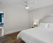 Renovated Water Haus ⎥+8 beds ⎥Historic Waterfront