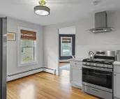 Renovated Water Haus ⎥+8 beds ⎥Historic Waterfront