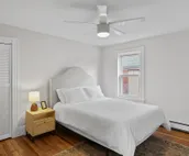 Renovated Water Haus ⎥+8 beds ⎥Historic Waterfront