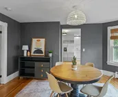 Renovated Water Haus ⎥+8 beds ⎥Historic Waterfront