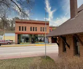 Historic Downtown! Walk to Moccasin Springs+Dining