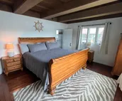 The Sandbar Cottage on Lake Freeman