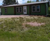 AJ's Cottage, 2bds/1ba. Sleeps 4 comfortably